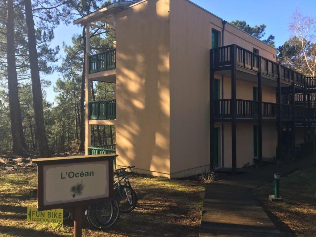Les Grands Pins Apartamento Carcans Exterior foto
